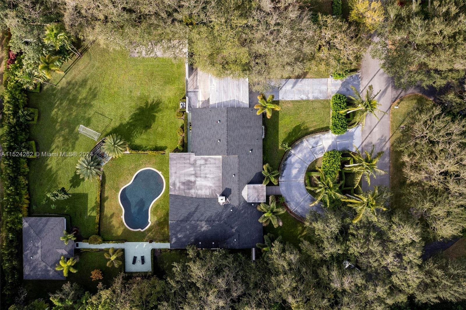 PINE TREE ESTATES - Residential