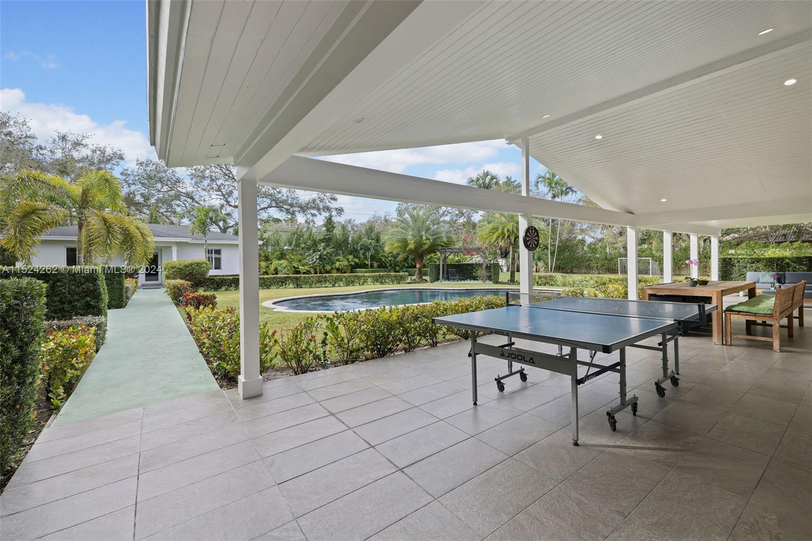 PINE TREE ESTATES - Residential