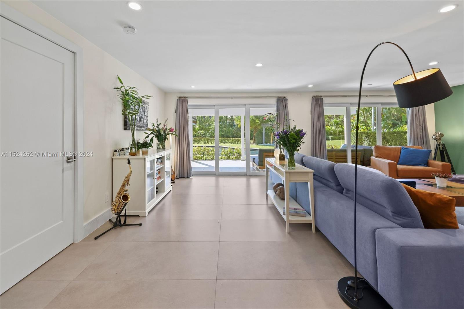 PINE TREE ESTATES - Residential