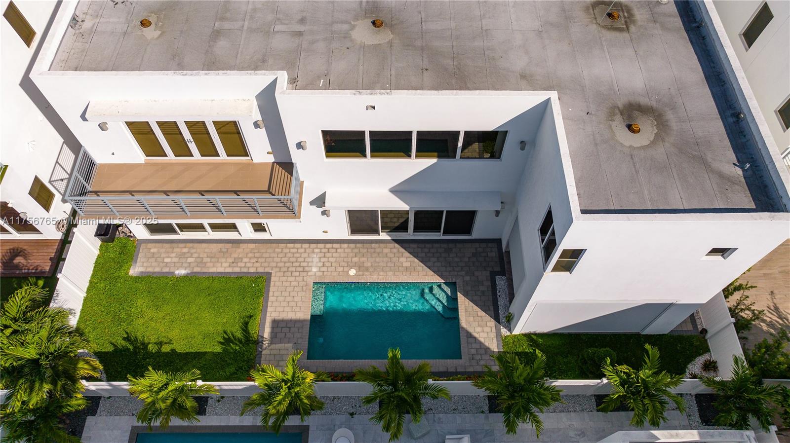 DORAL COMMONS RESIDENTIAL - Residential