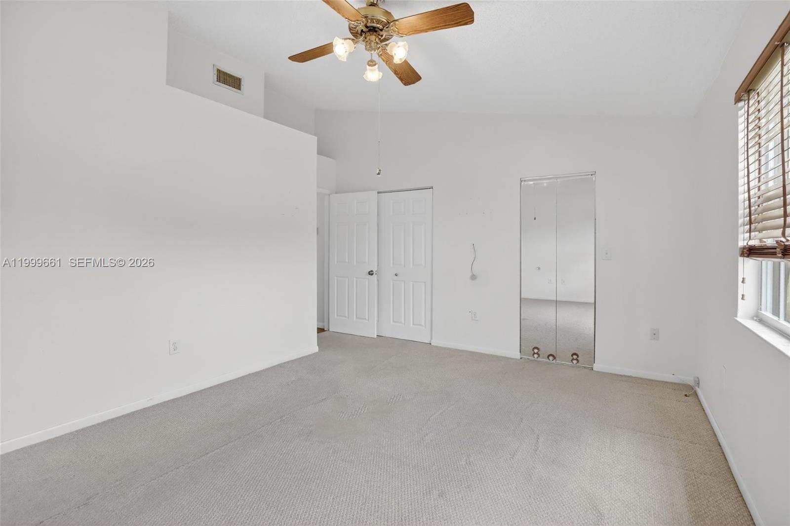 PEMBROKE POINTE - IMAGES - Residential