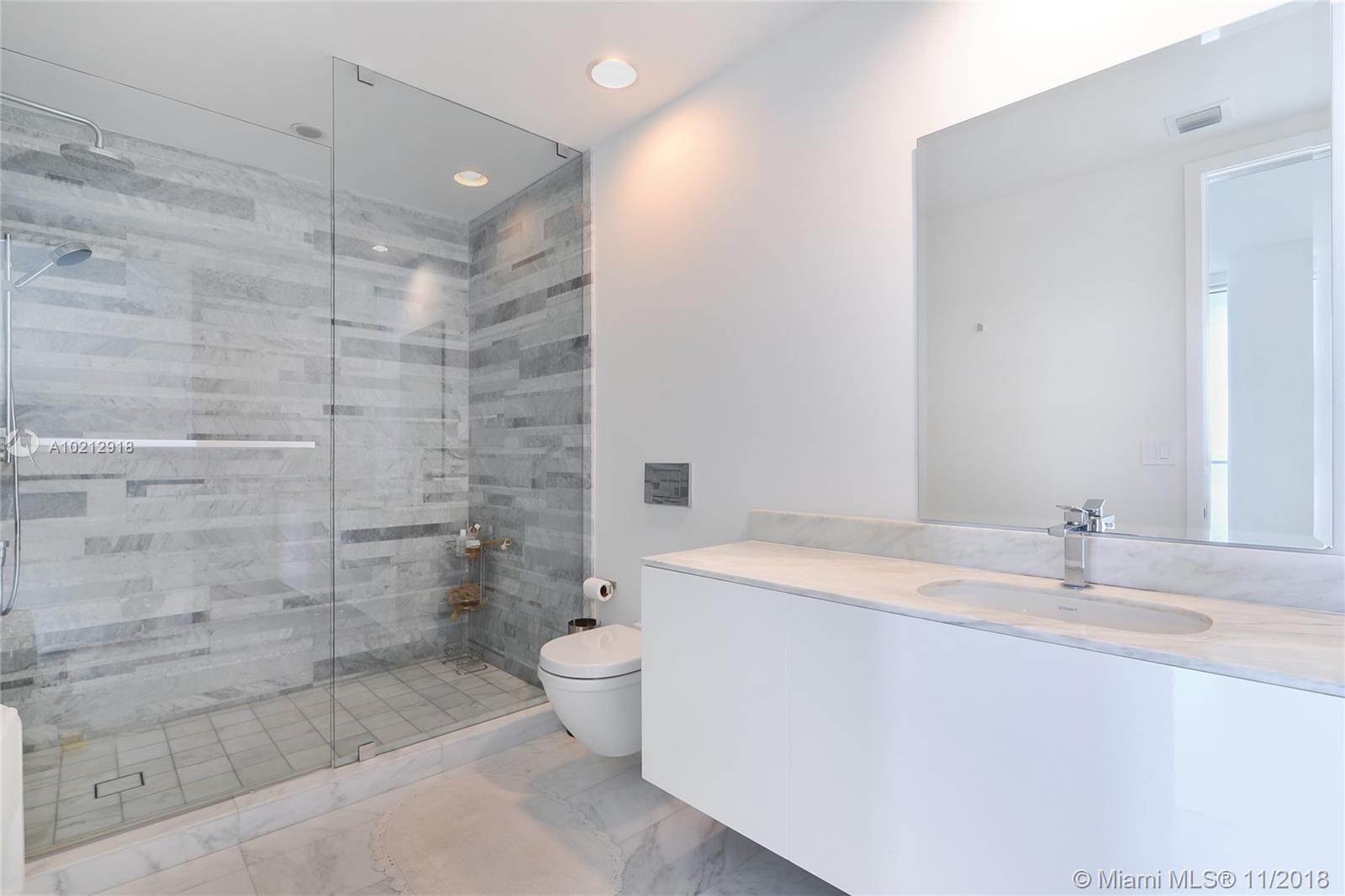 OCEANA BAL HARBOUR - Residential