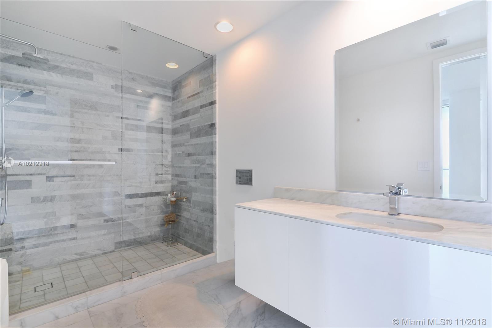 OCEANA BAL HARBOUR - Residential