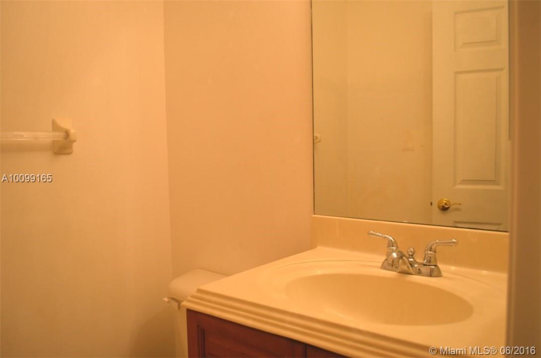 Riviera Isles II 170-53 B - Residential