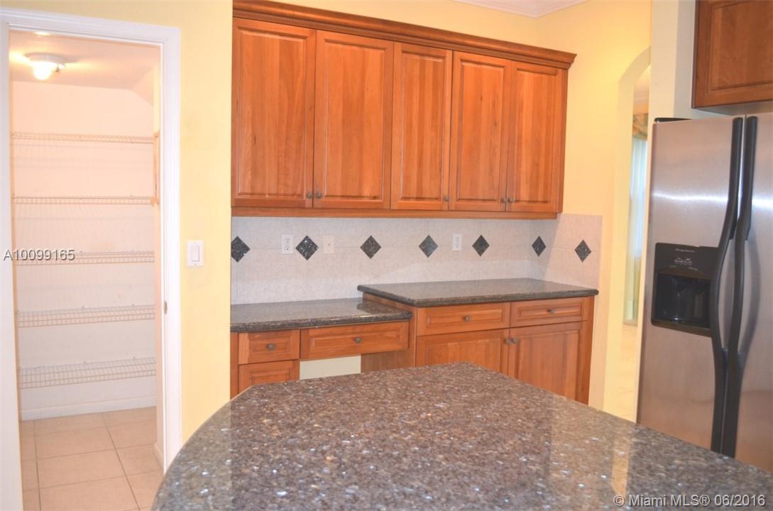 Riviera Isles II 170-53 B - Residential