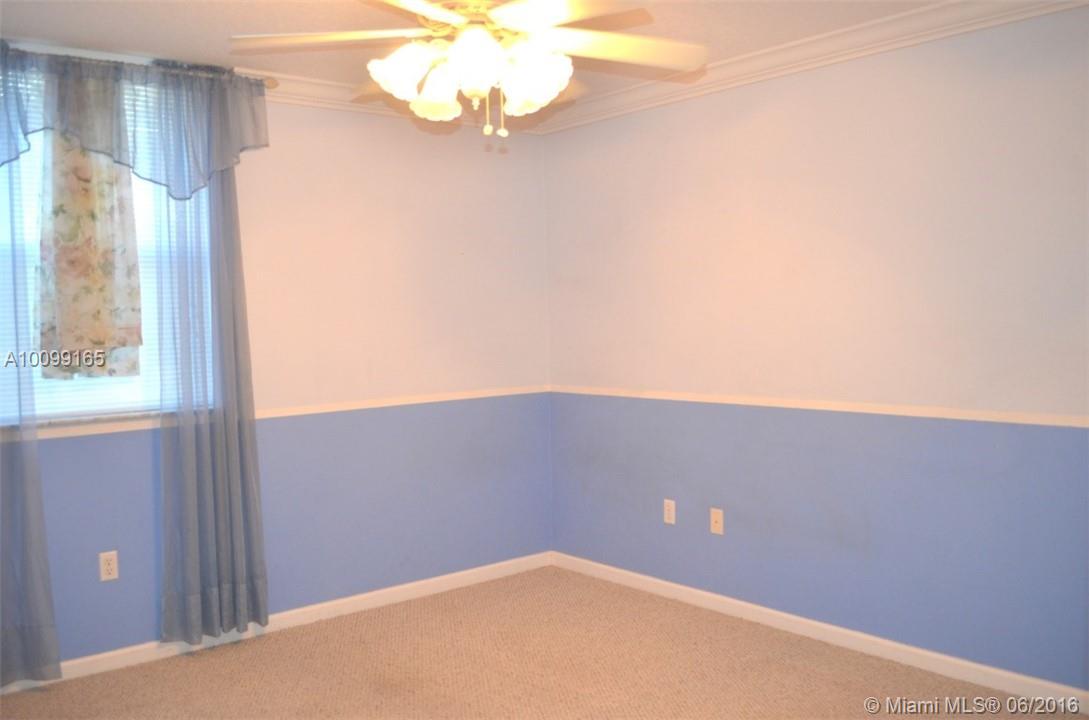 Riviera Isles II 170-53 B - Residential