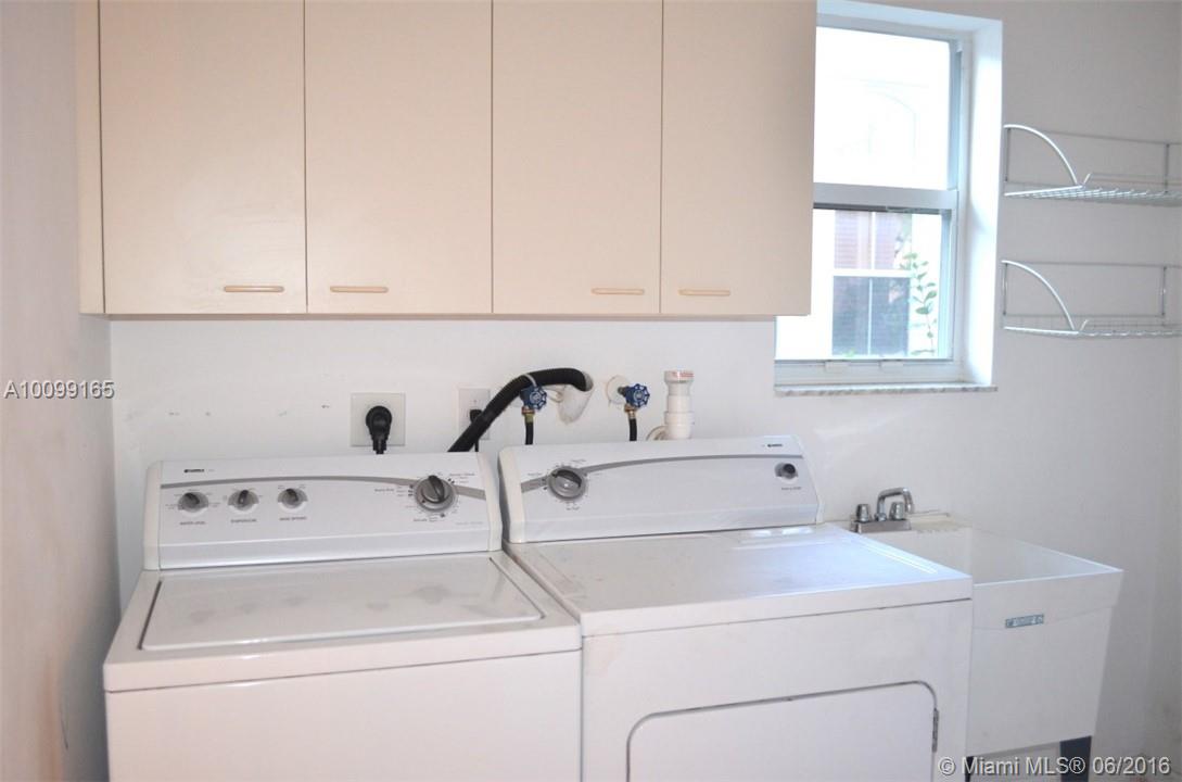 Riviera Isles II 170-53 B - Residential