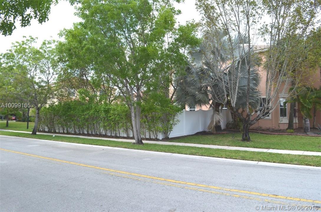 Riviera Isles II 170-53 B - Residential