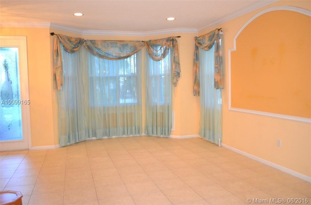 Riviera Isles II 170-53 B - Residential