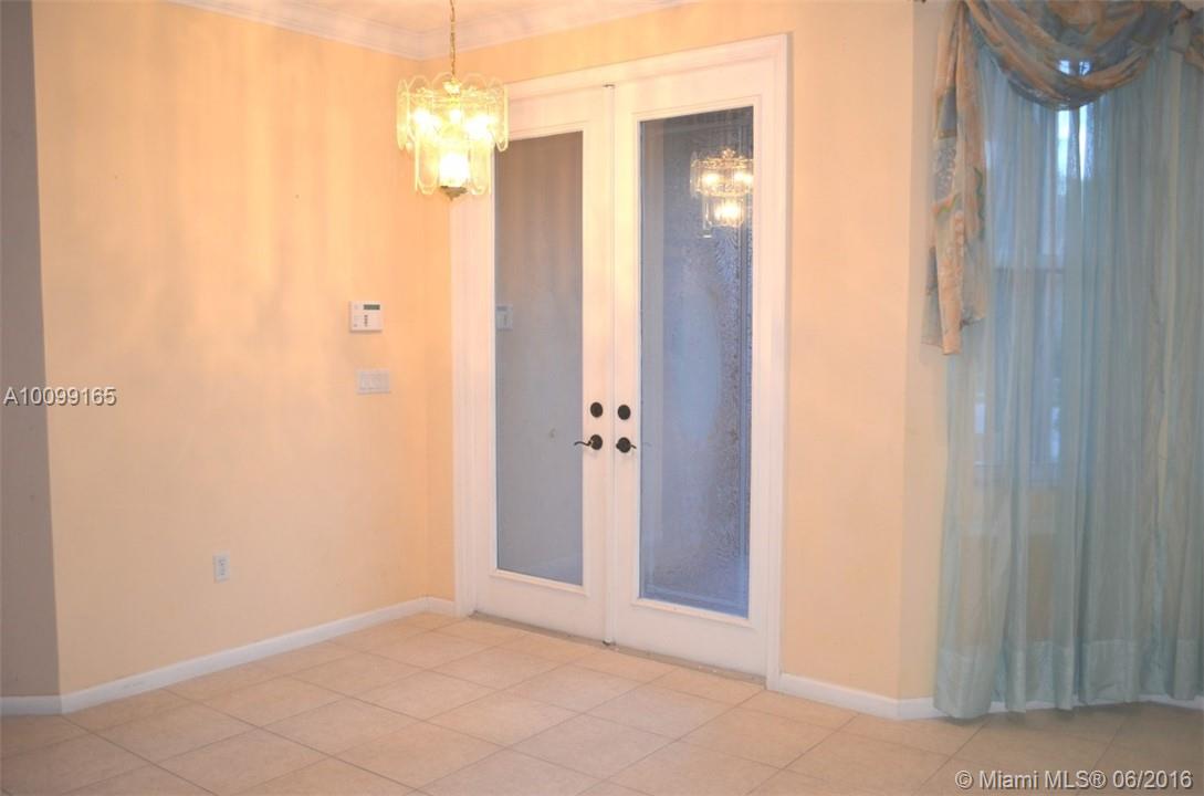 Riviera Isles II 170-53 B - Residential