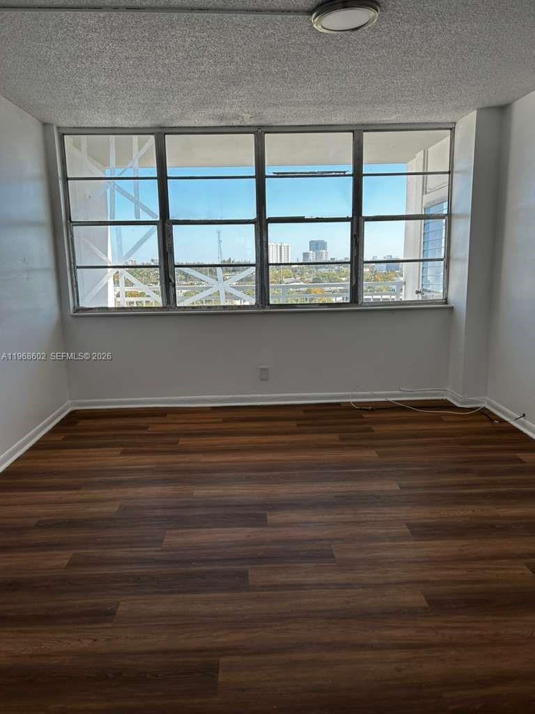 CRESTVIEW TOWERS CONDO - Residential