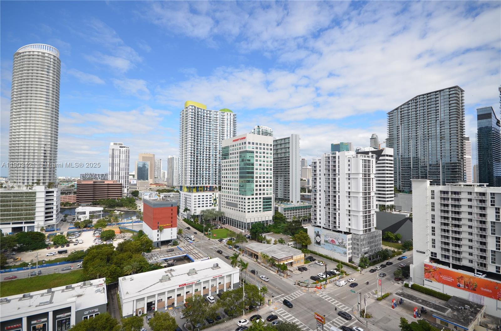 SMART BRICKELL - Residential