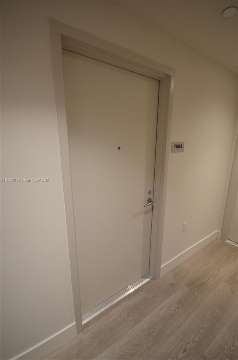 SMART BRICKELL - Residential