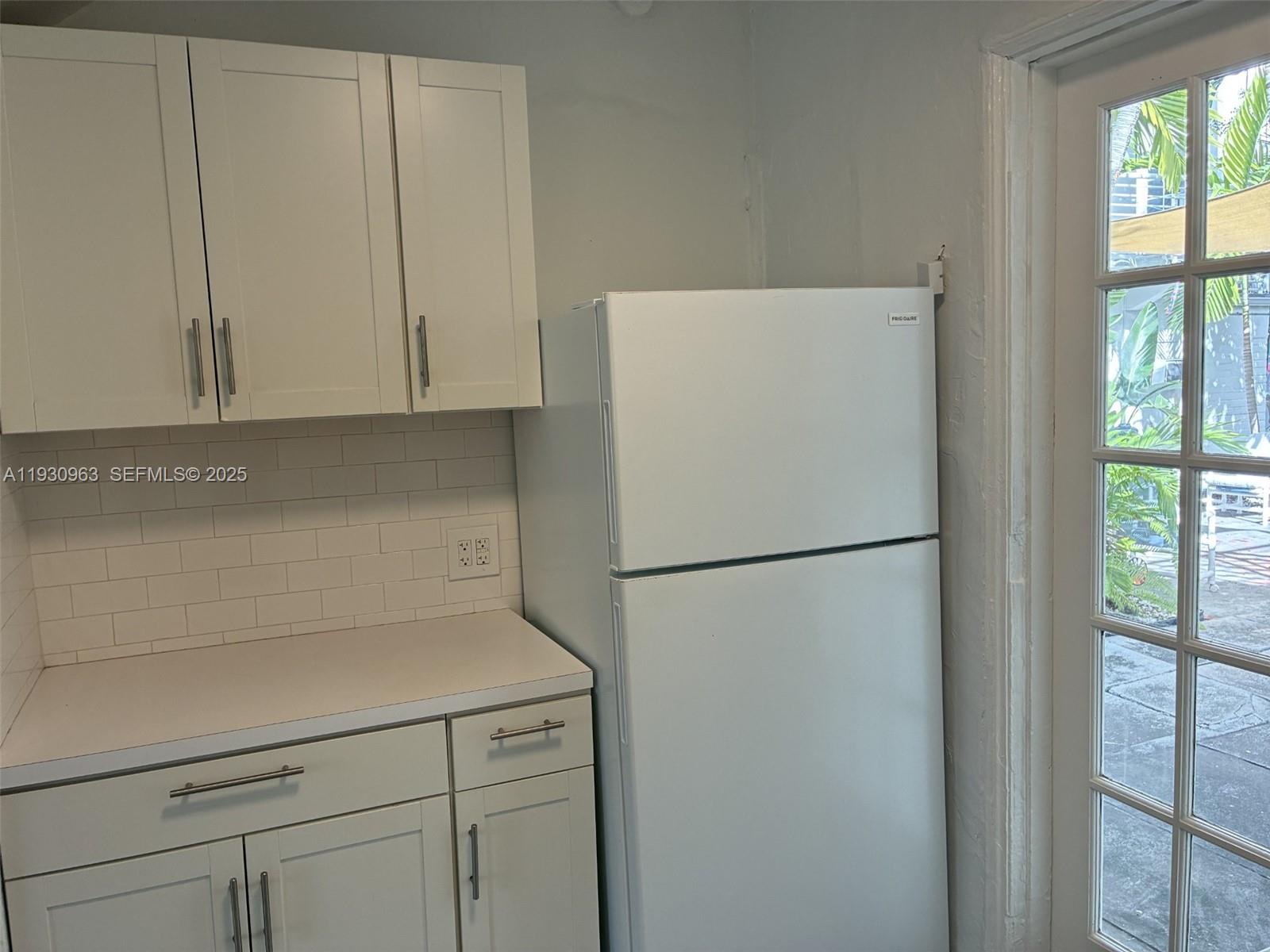 FLAMINGO TERR ADDN - Residential Lease