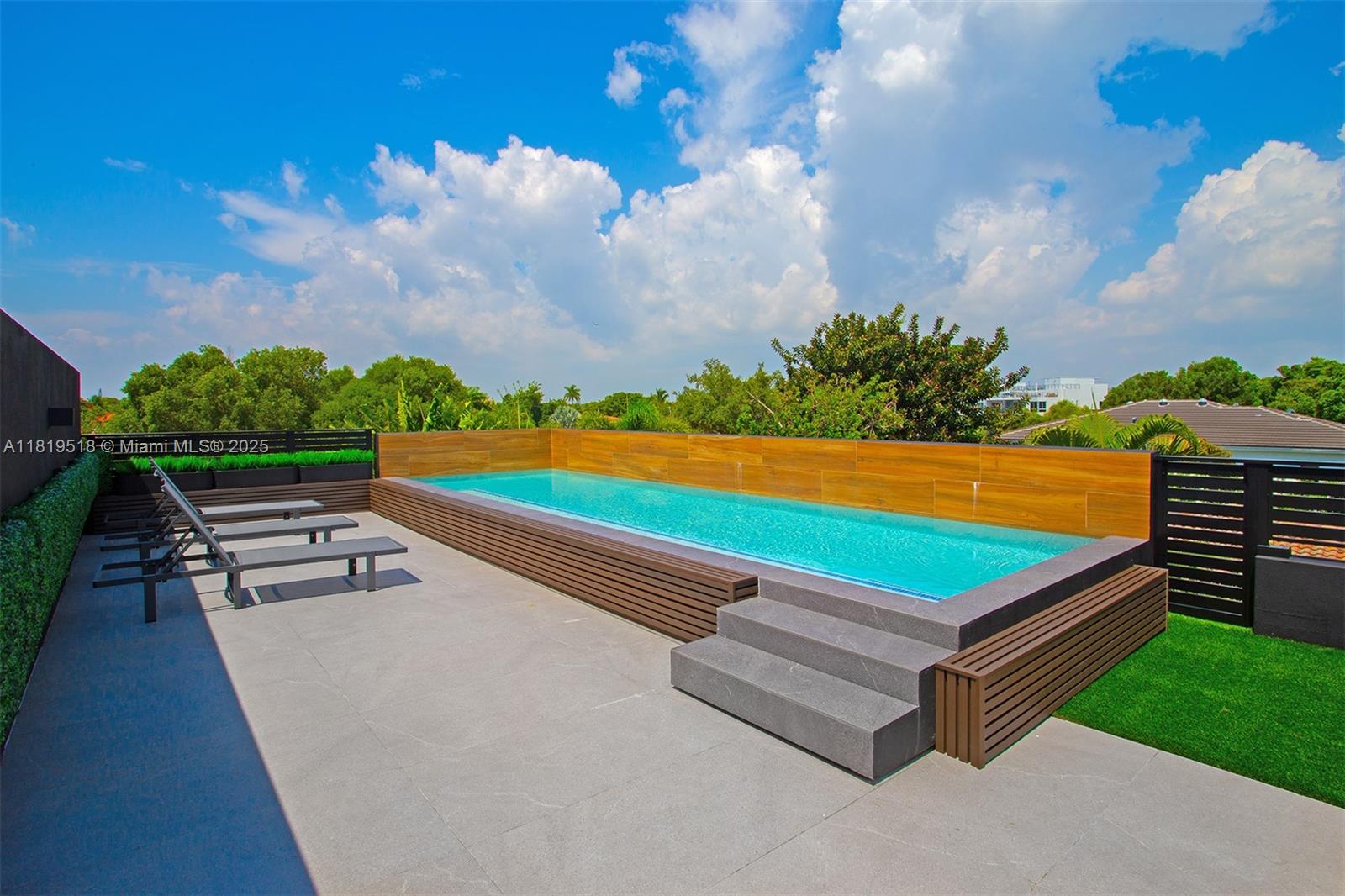 HOLLEMAN PARK - Residential Lease