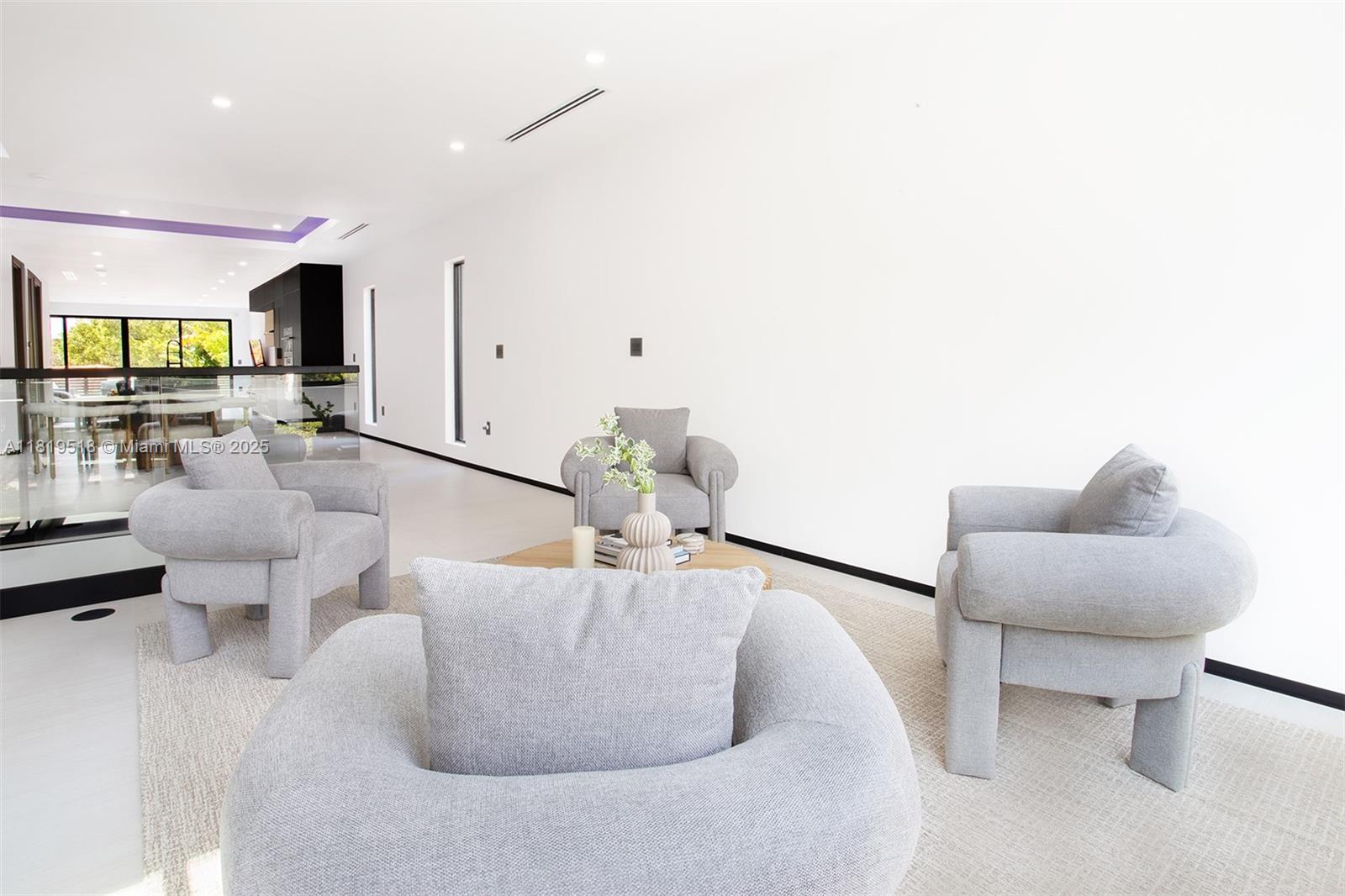 HOLLEMAN PARK - Residential Lease