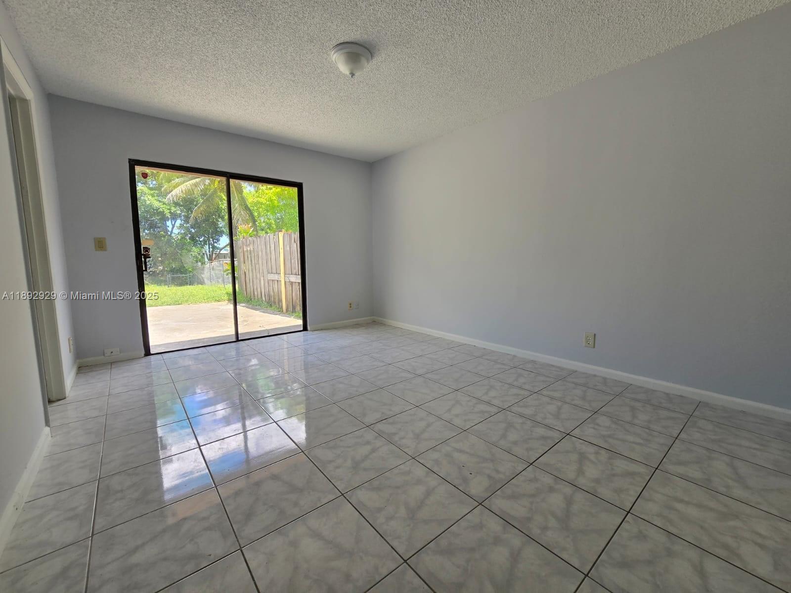 NORTH LAUDERDALE VILLAGE - Residential Lease