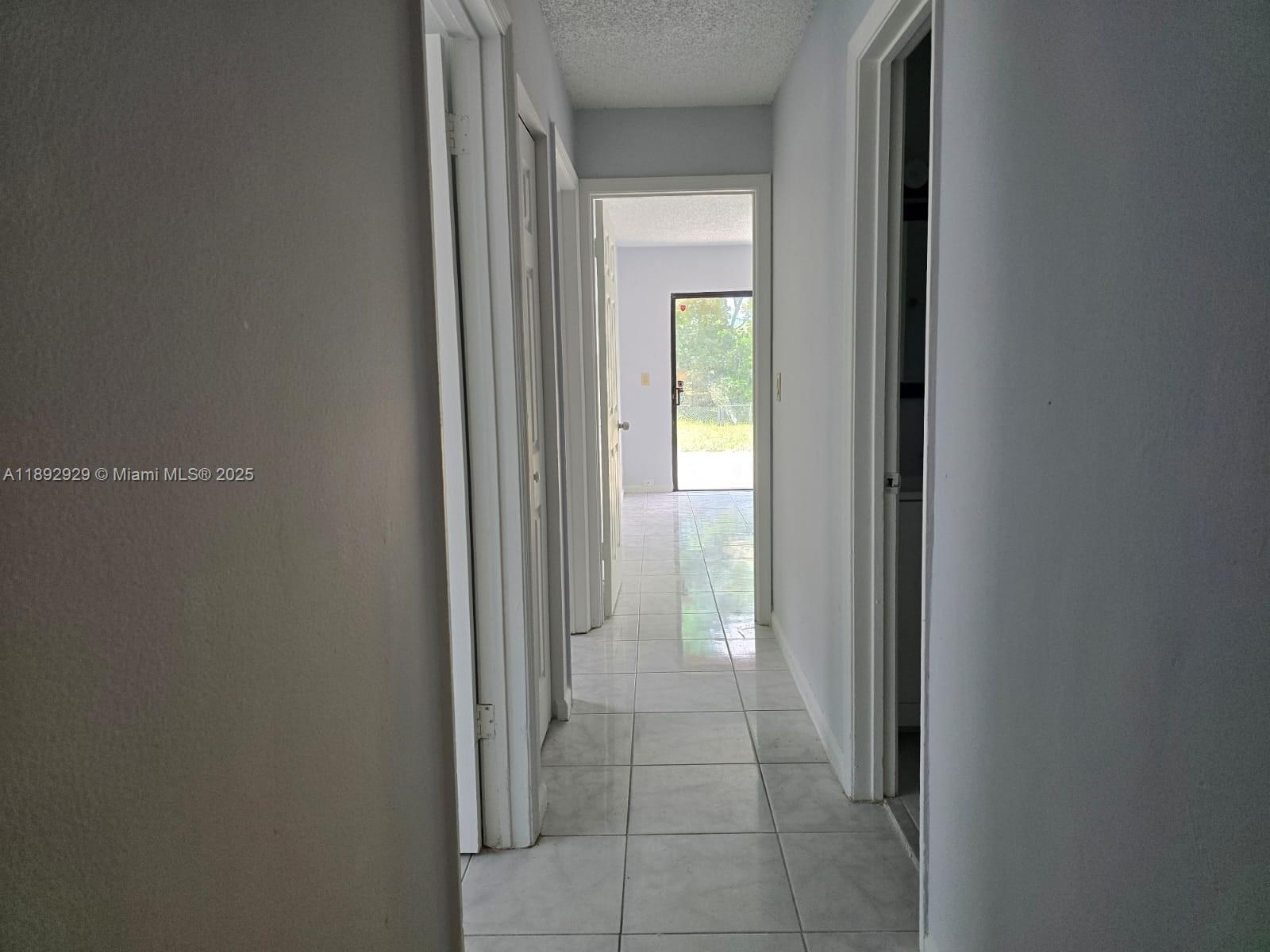 NORTH LAUDERDALE VILLAGE - Residential Lease