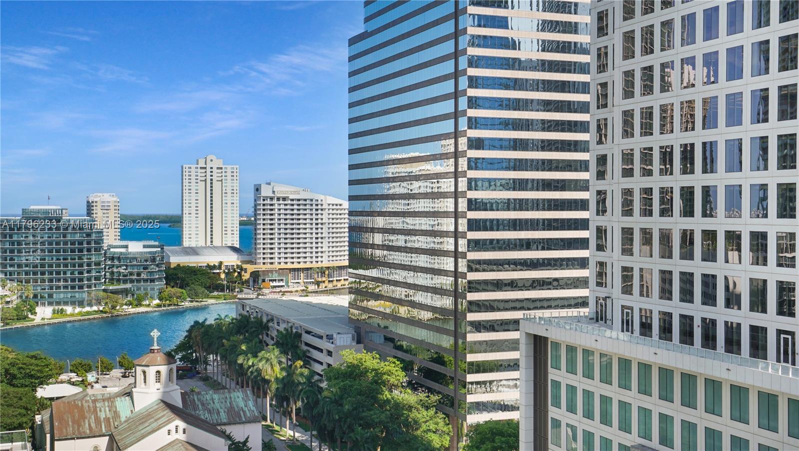 500 BRICKELL WEST CONDO - Residential