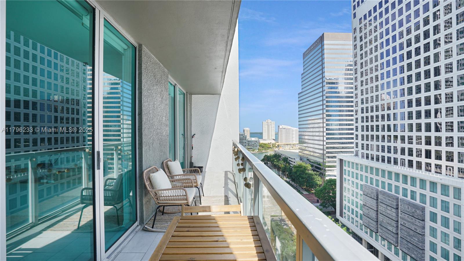 500 BRICKELL WEST CONDO - Residential