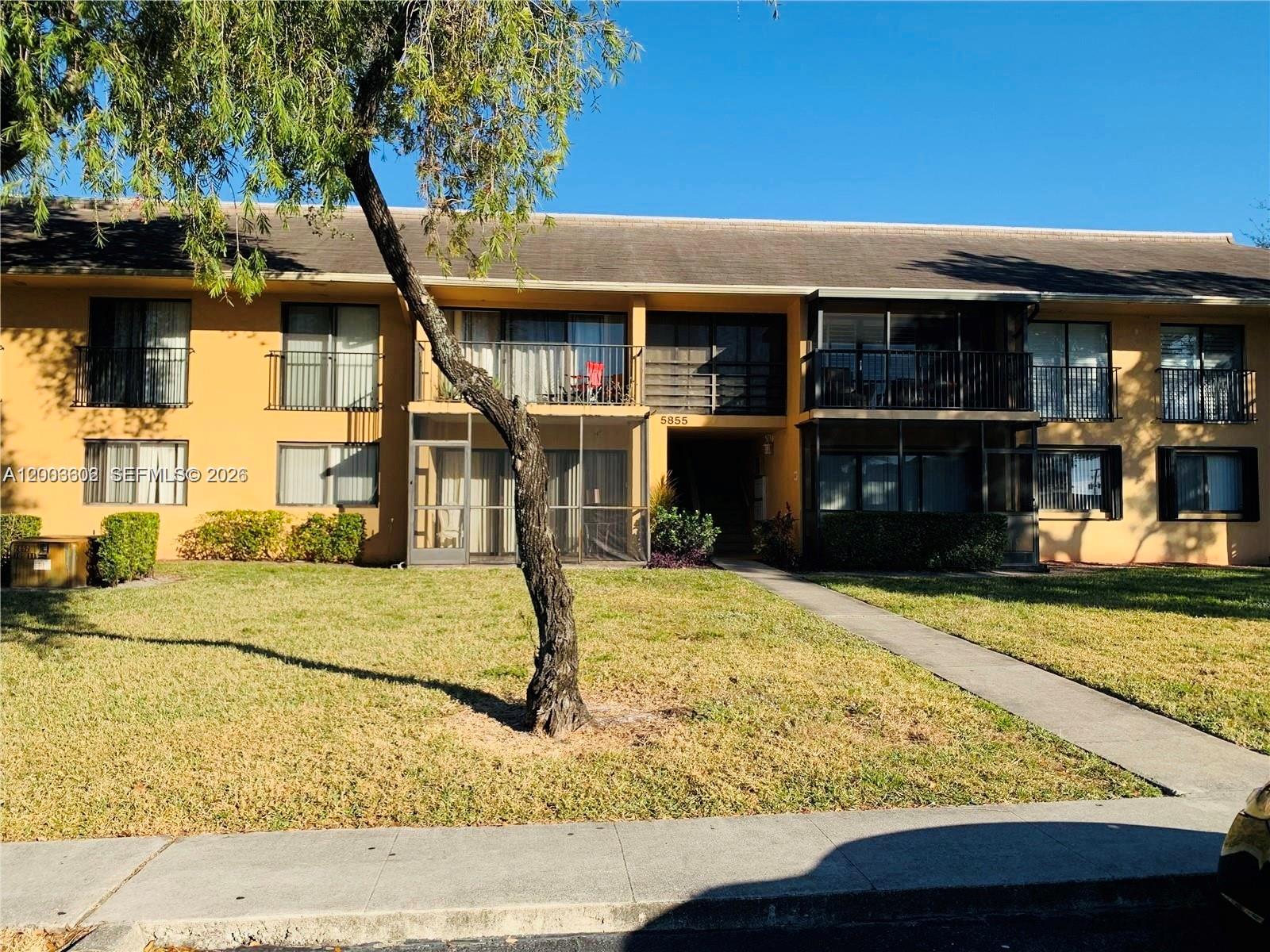 HAMPTON COURT CONDO - Residential