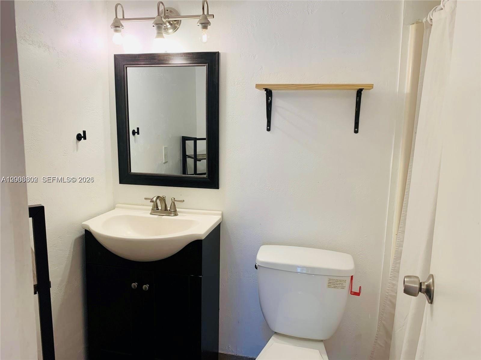 HAMPTON COURT CONDO - Residential