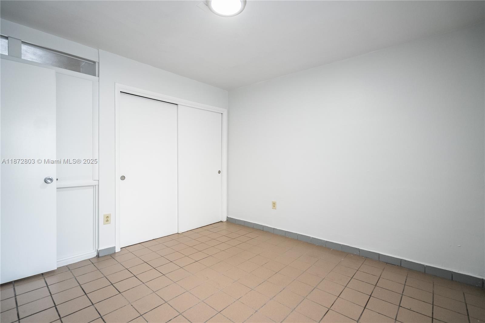 CORAL GABLES SEC K - Residential Lease