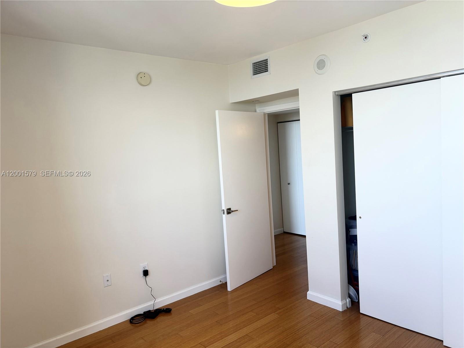 THE WAVERLY AT SOUTH BEAC - Residential Lease