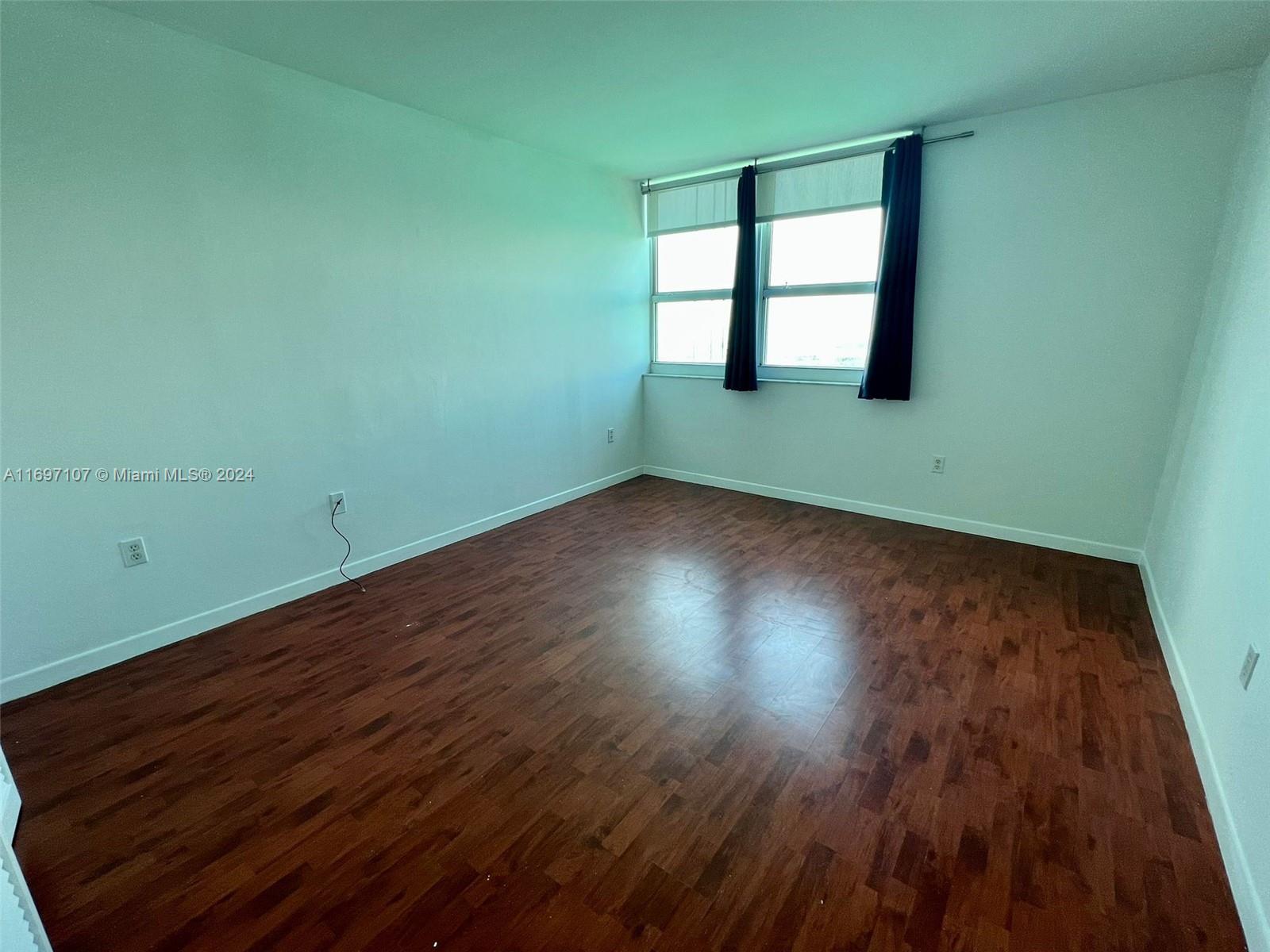 650 West Ave 2509