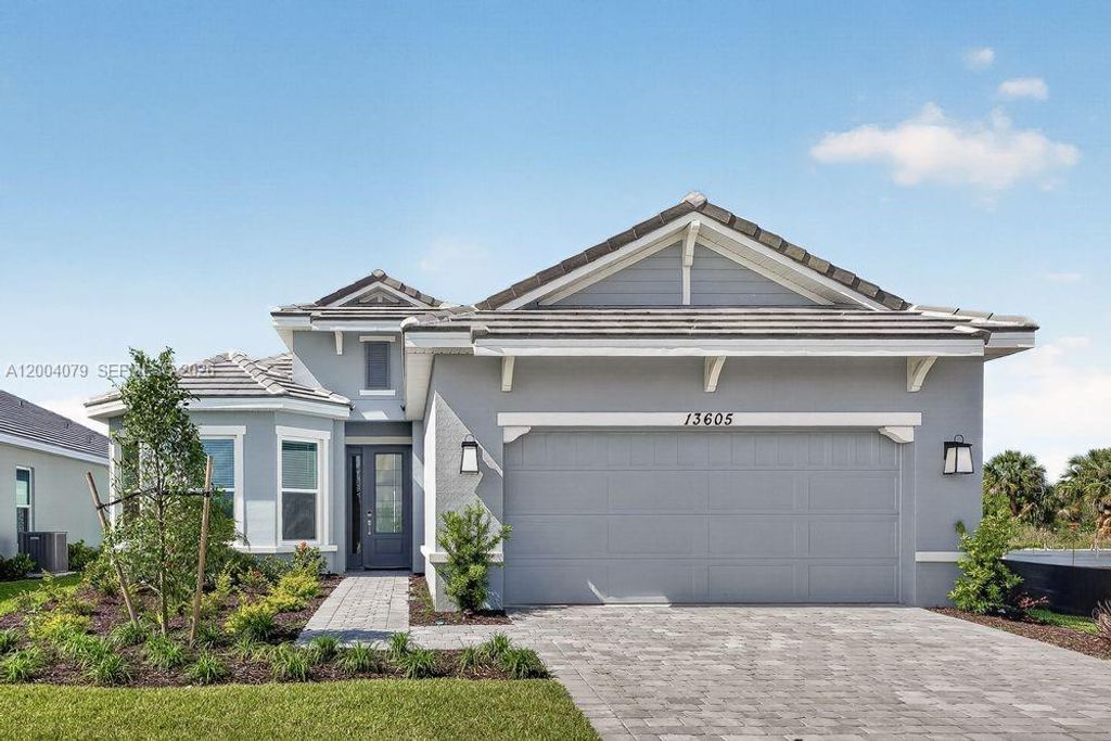 Photo of 13605 SW Alejandro Court, Port St Lucie, FL 34987 (MLS # A12004079)