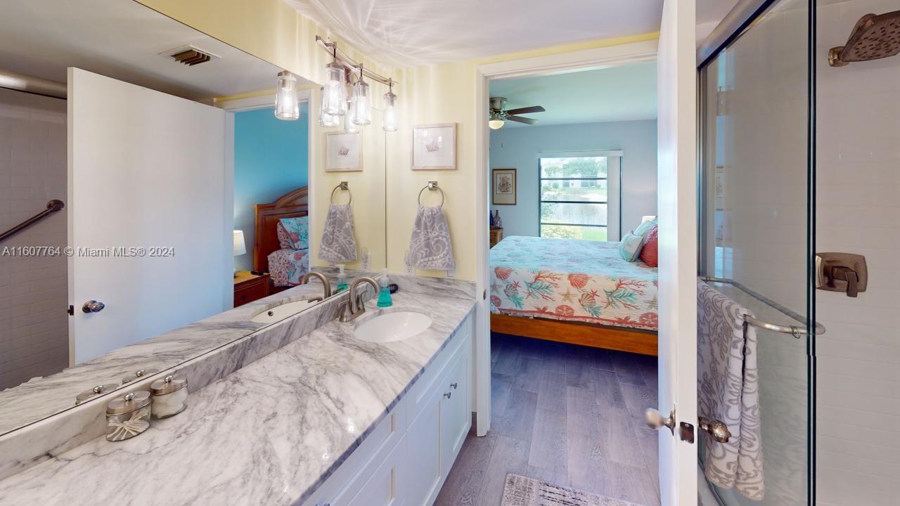 HUNTINGTON POINTE - Residential