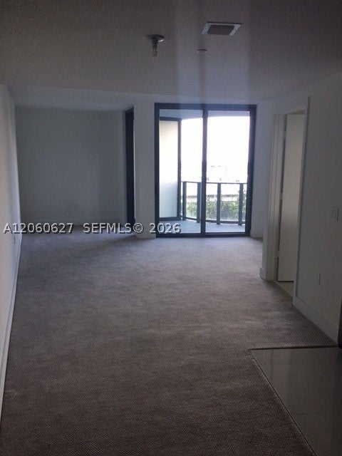 121 NE 34th St 914