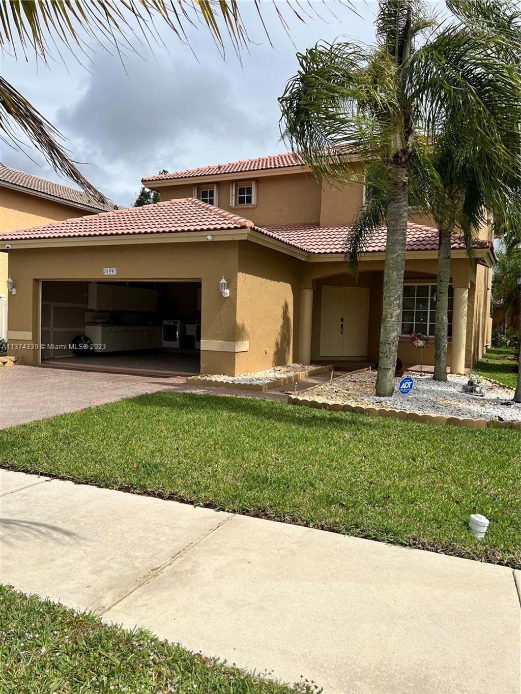Photo of 20597 SW 2nd St, Pembroke Pines, FL 33029 (MLS # A11374339)