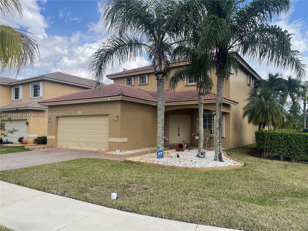 Photo of 20597 SW 2nd St, Pembroke Pines, FL 33029 (MLS # A11374339)