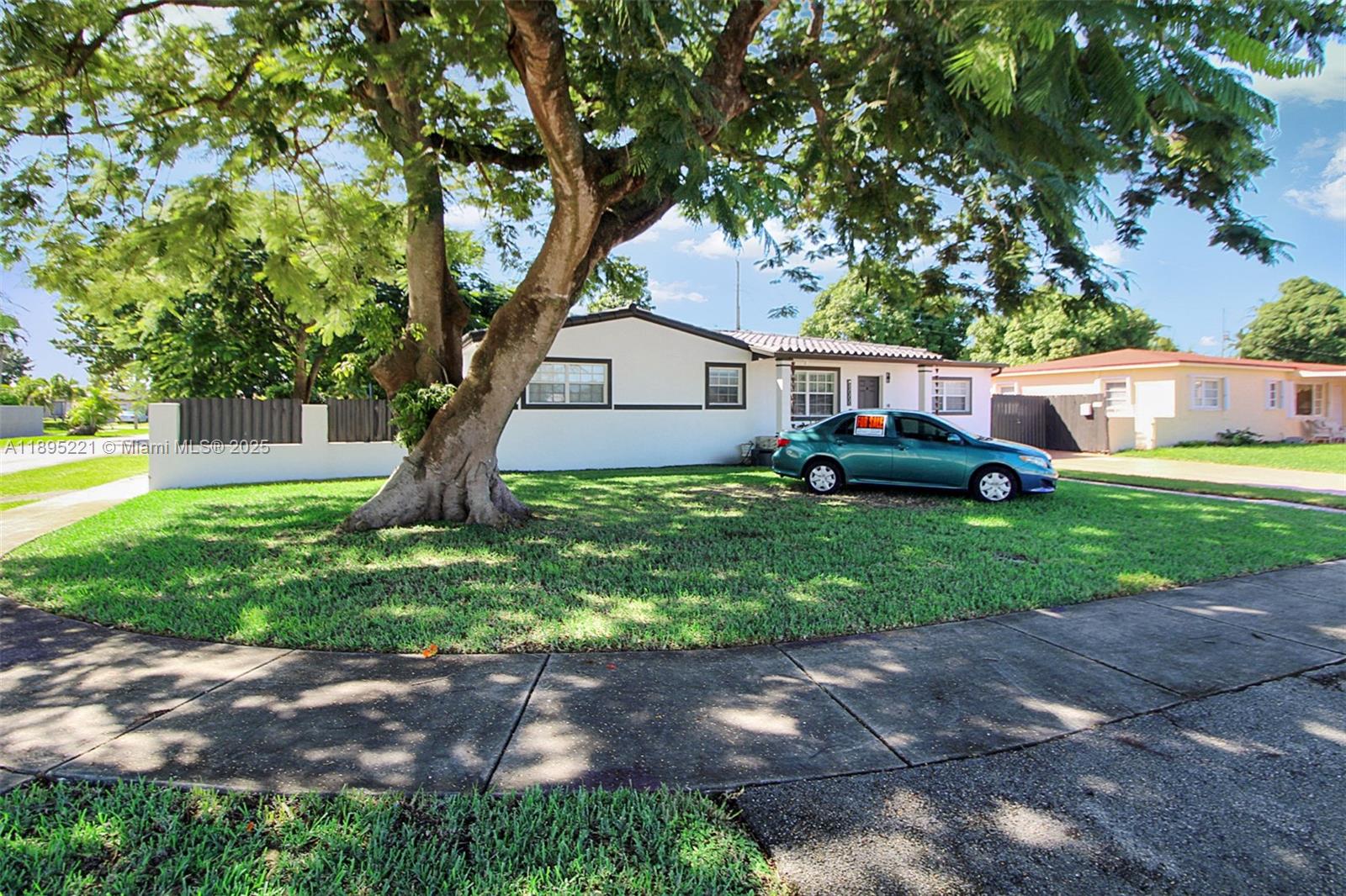 BAKER MANOR 1ST ADDN - Residential