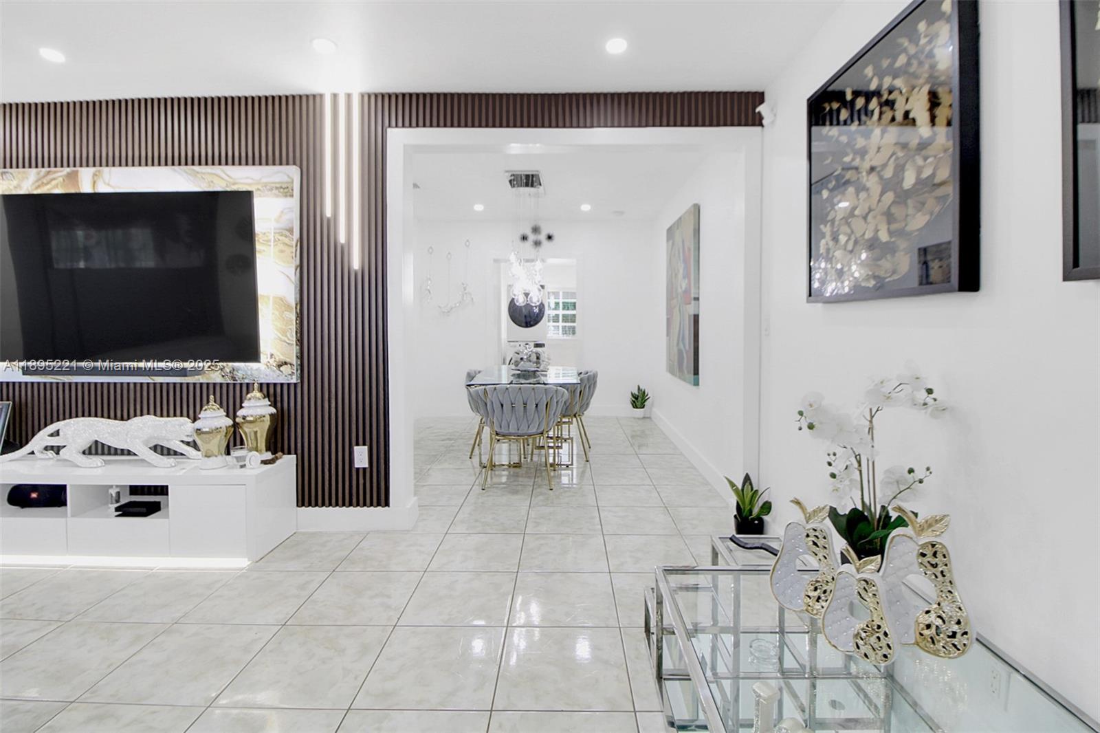 BAKER MANOR 1ST ADDN - Residential