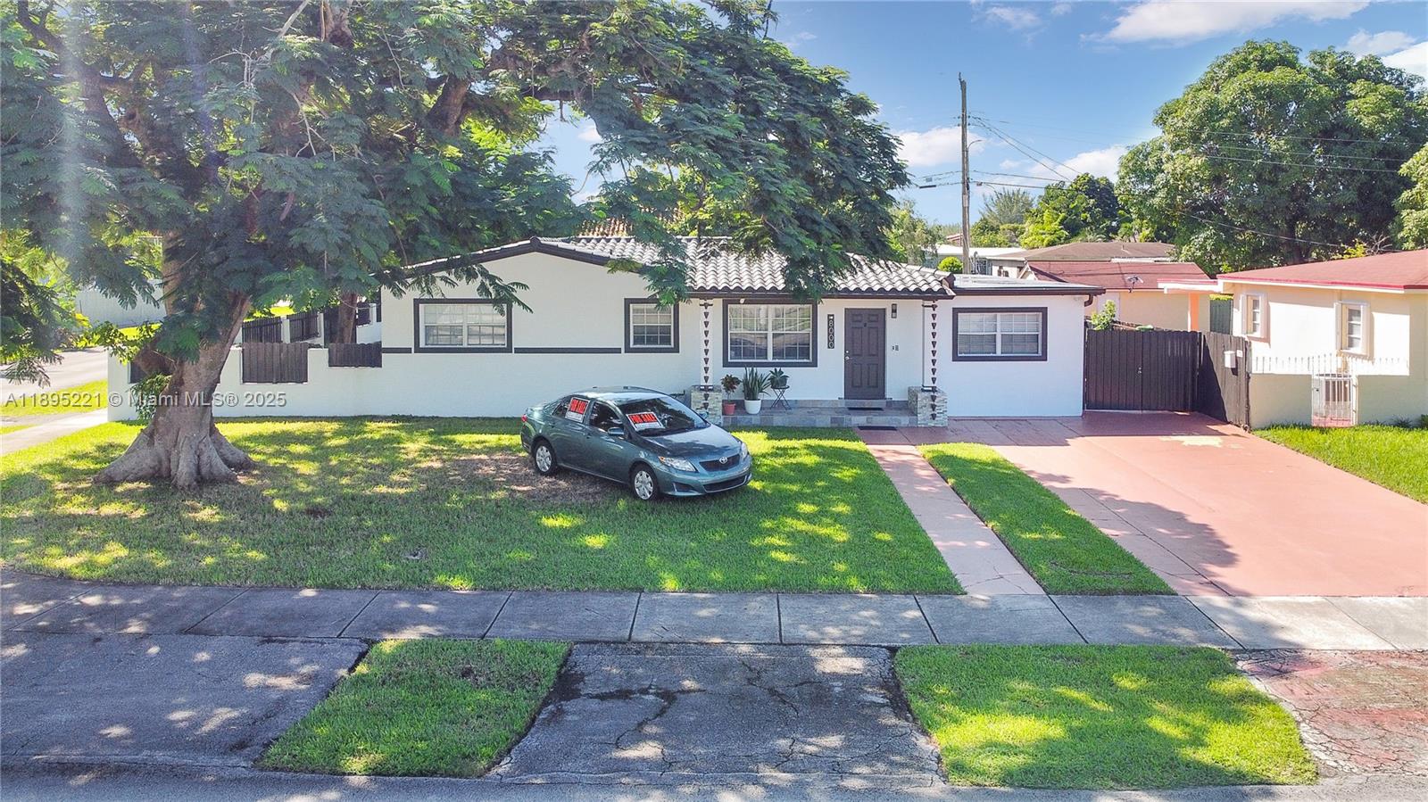 BAKER MANOR 1ST ADDN - Residential