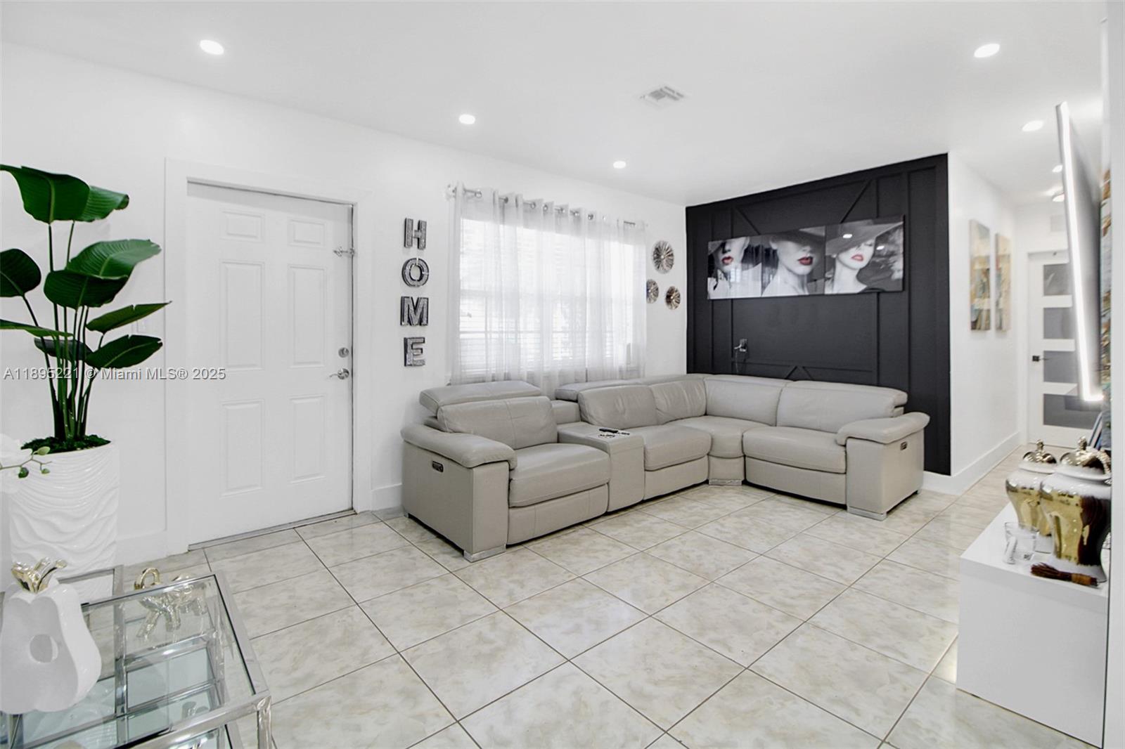 BAKER MANOR 1ST ADDN - Residential