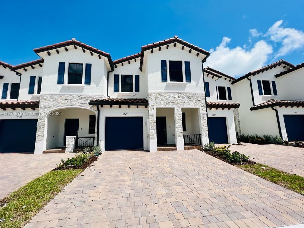 Rental Property at 11929 Sw 247th Ter 11929, Homestead, Miami-Dade County, Florida - Bedrooms: 4 
Bathrooms: 3  - $3,000 MO.