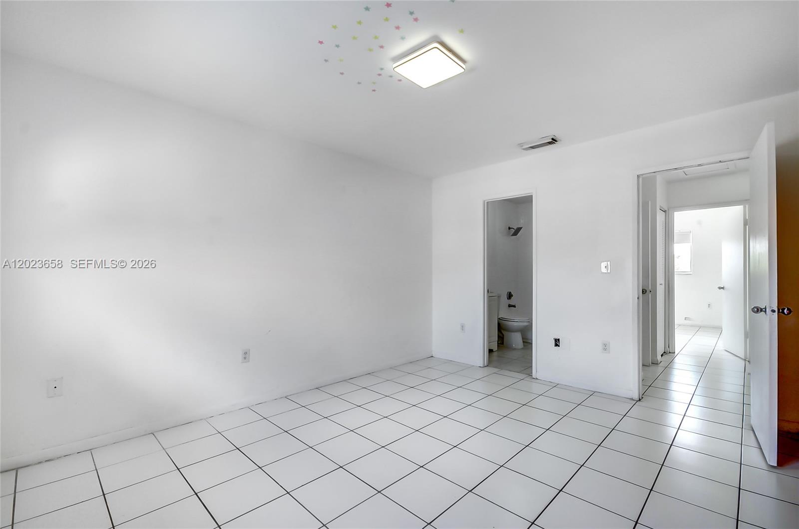 VILLA VERANDA CONDO - Residential