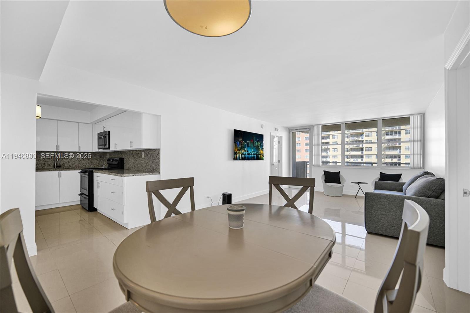 WINSTON TOWERS 100 CCONDO - Residential