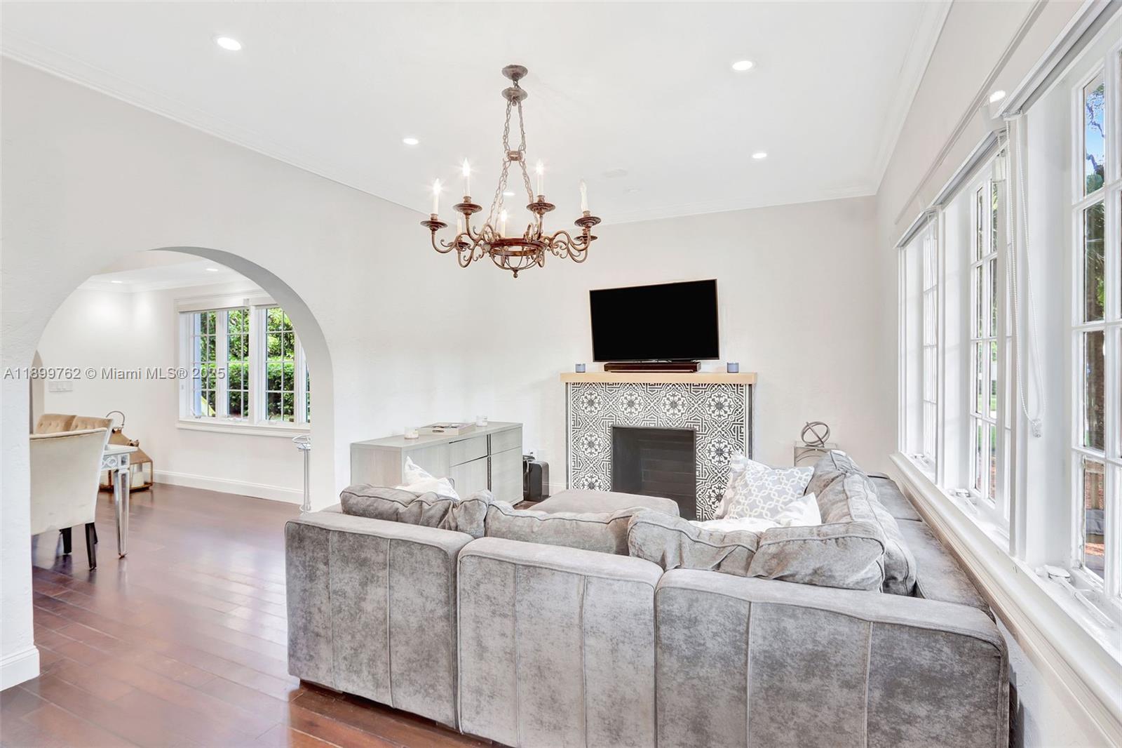 CORAL GABLES SEC B - Residential