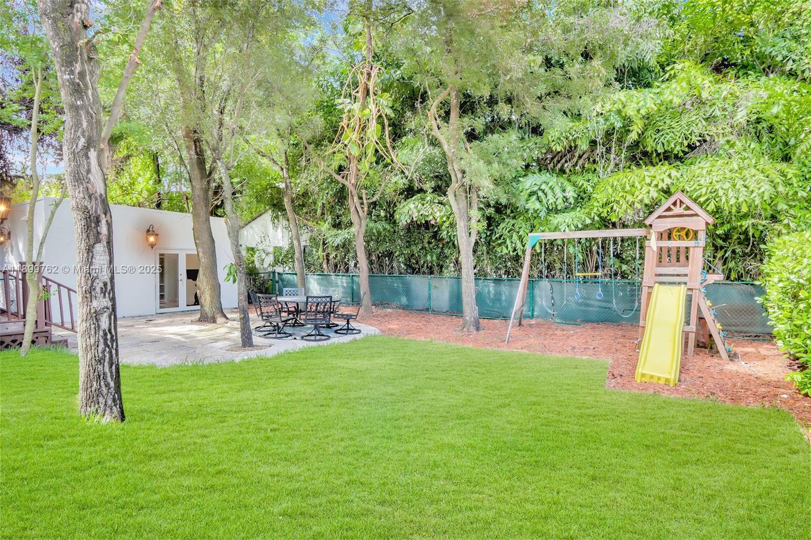 517 Minorca Ave.