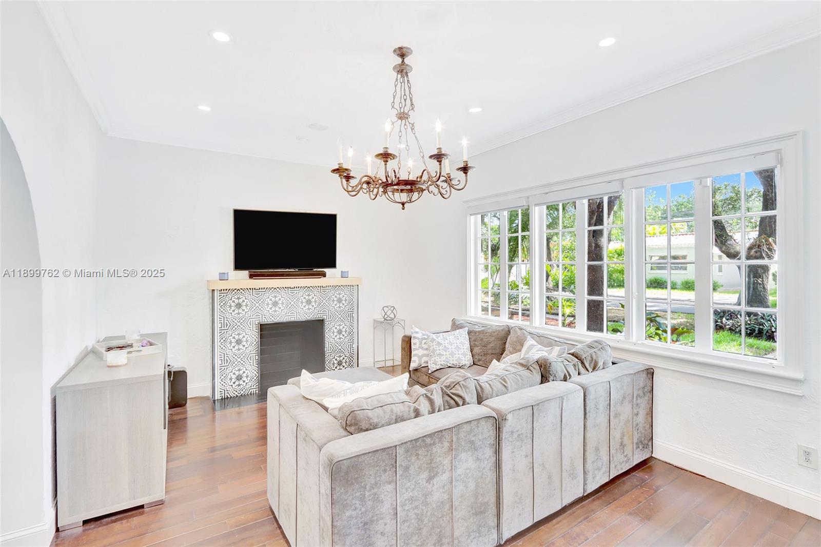 CORAL GABLES SEC B - Residential