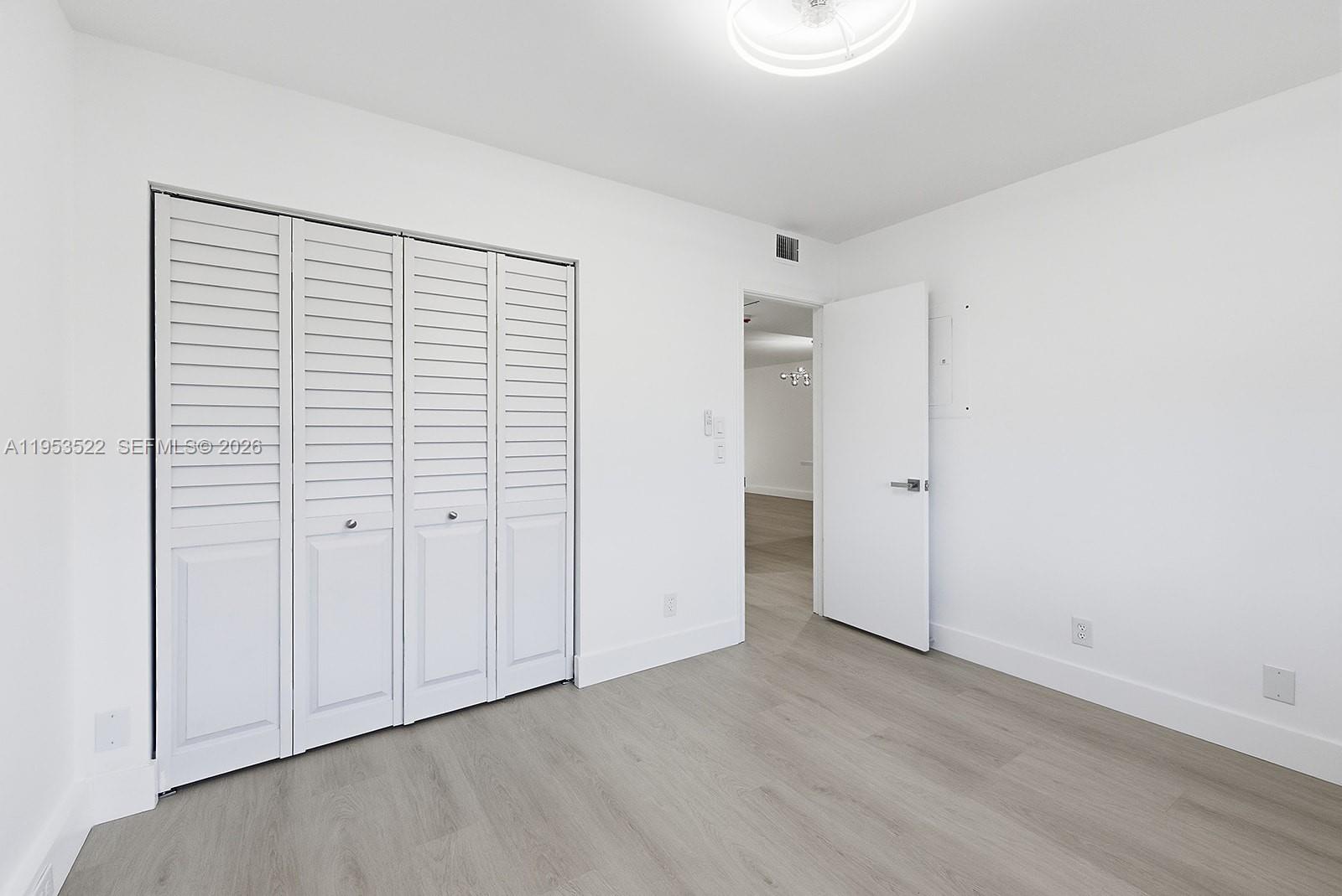 CAMBRIDGE AT CENTURY VILL - Residential