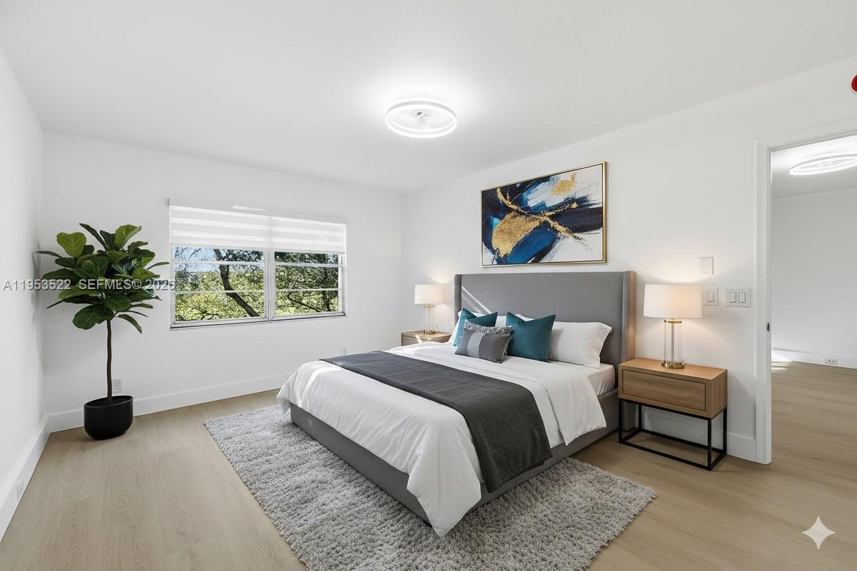 CAMBRIDGE AT CENTURY VILL - Residential