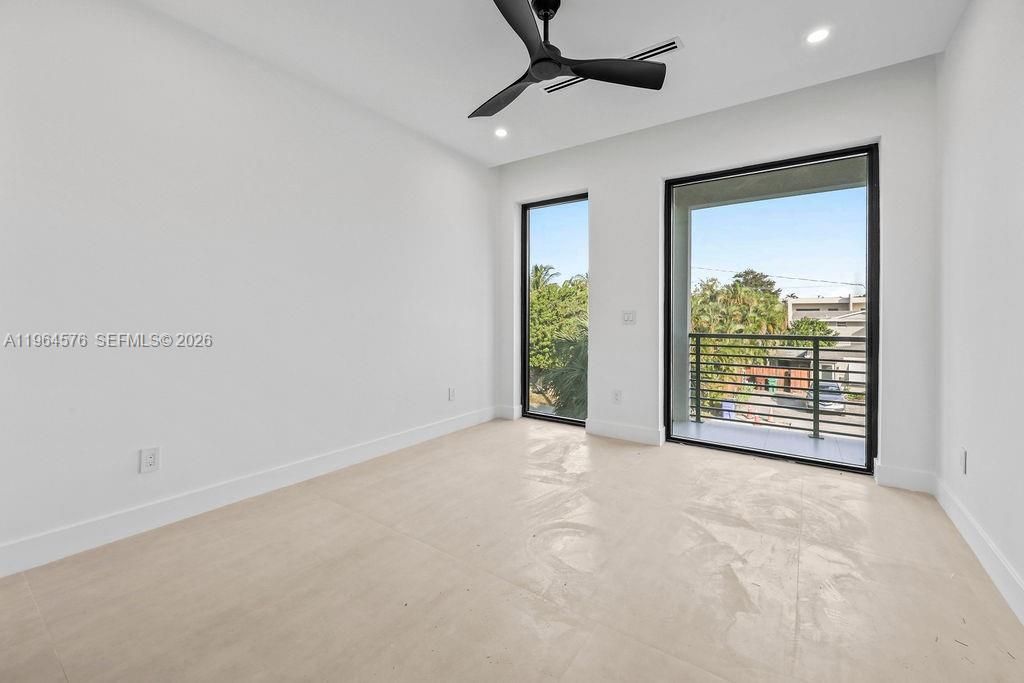 HOLIDAY HEIGHTS - Residential