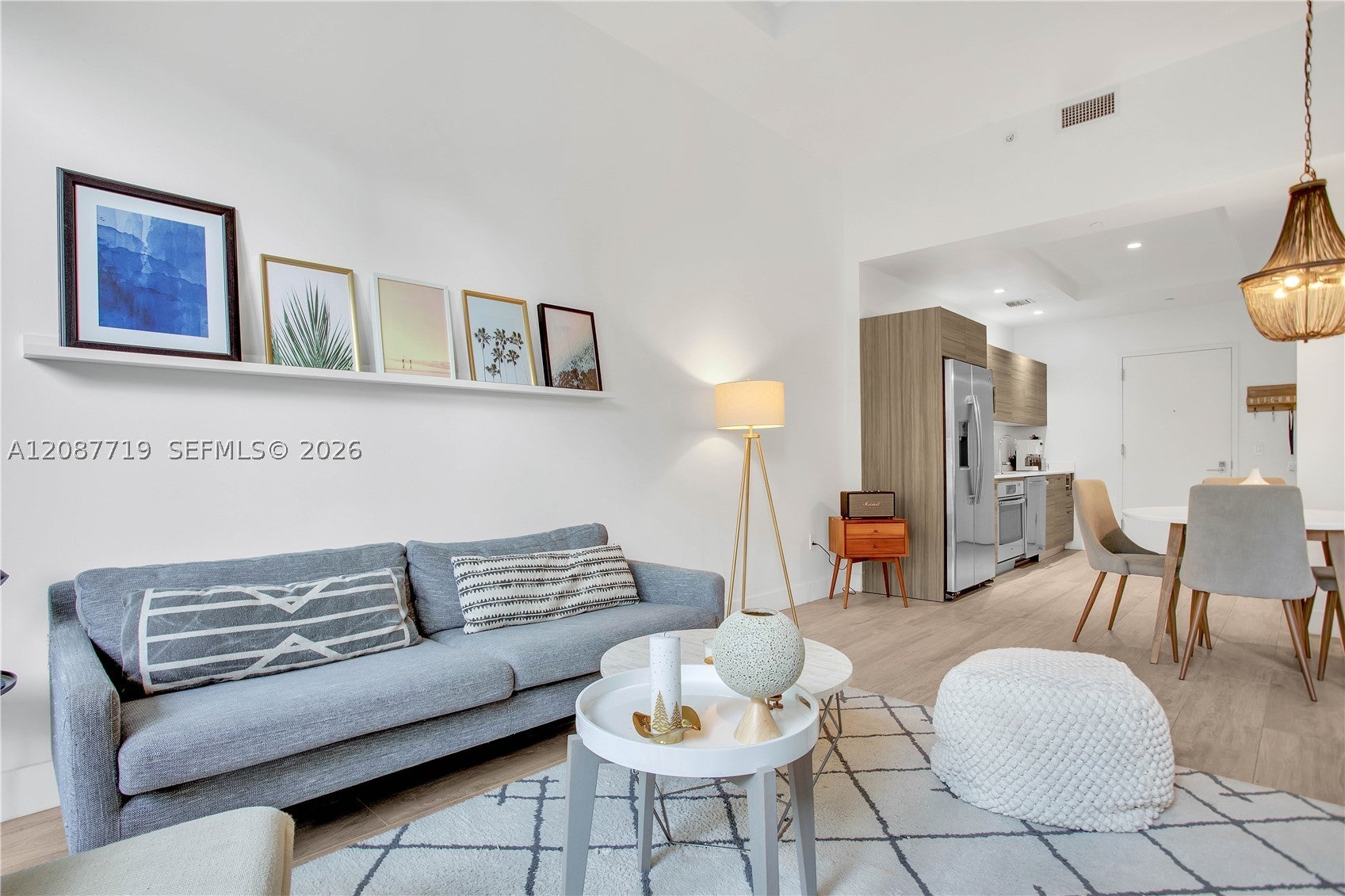 121 NE 34th St L202