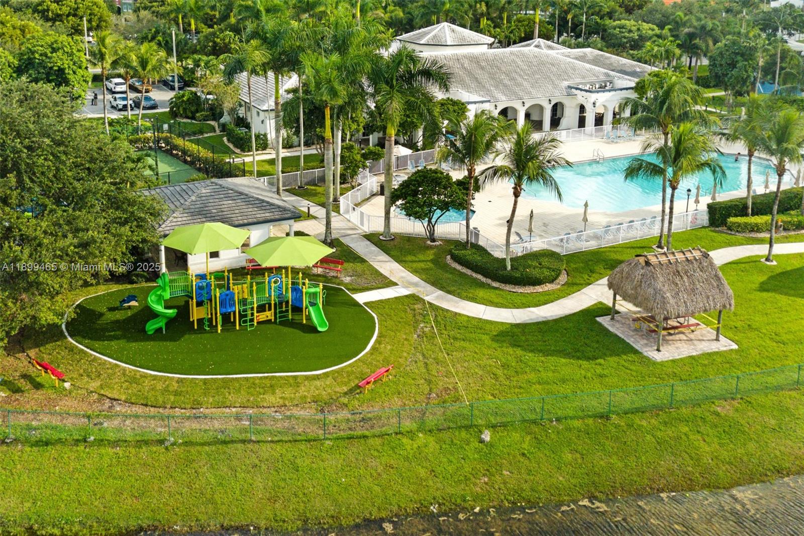 DORAL ISLES NORTH SEC TWO - Residential