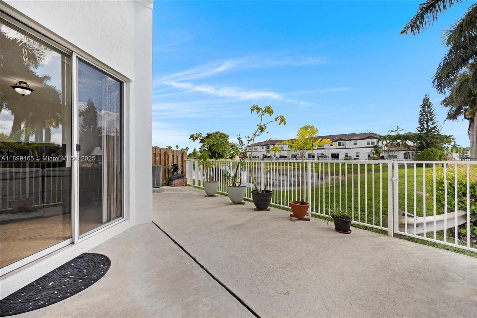 DORAL ISLES NORTH SEC TWO - Residential